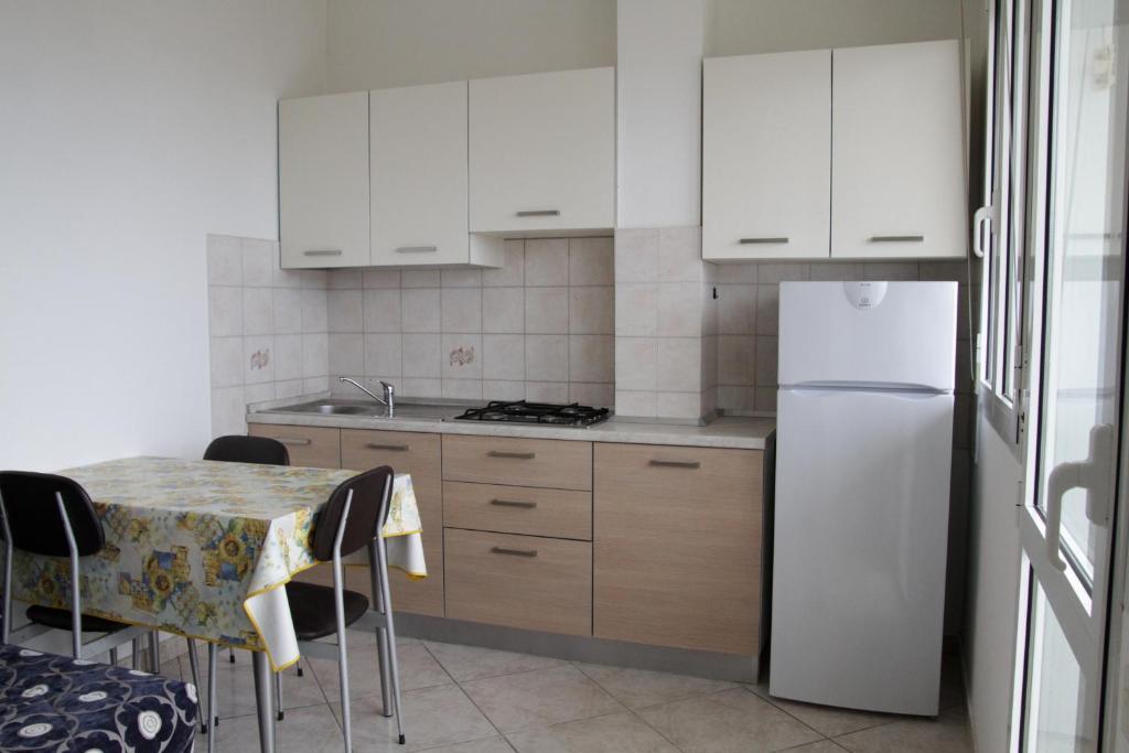 Appartamenti Montmartre Ρίμινι Εξωτερικό φωτογραφία